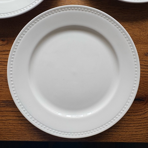 Studio Tu Fine Bone China Otella. ~11 inches set of 6 Plate Set - Picture 5 of 16